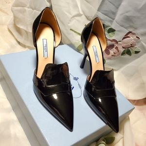 Brand new Prada pump heels.